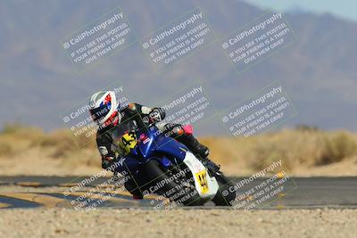 media/Mar-22-2025-CVMA (Sat) [[462c0ffedb]]/Race 13-Amateur Supersport Middleweight/